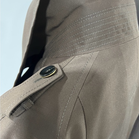 Victor & Rolf Trench Coat - Picture 8 of 10